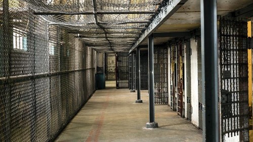 isgal-hapishanelerindeki-sistematik-iskence-v