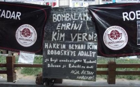 MAZLUMDER’İN “ROBOSKİ’YE ADALET İÇİN” AÇTIĞI STANDTA ETKİNLİKLER DEVAM EDİYOR..