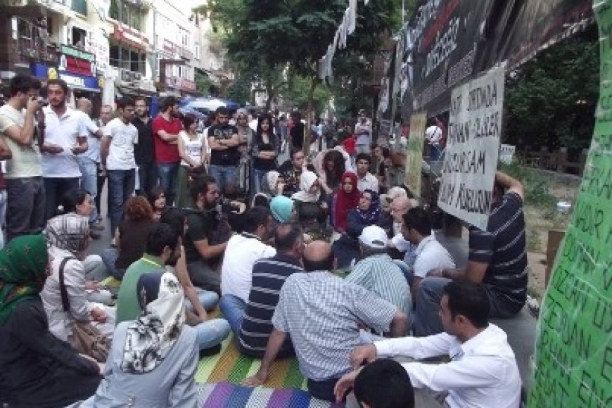 “ROBOSKİ’YE ADALET “ Standı Ziyaretçi Akınına Uğruyor