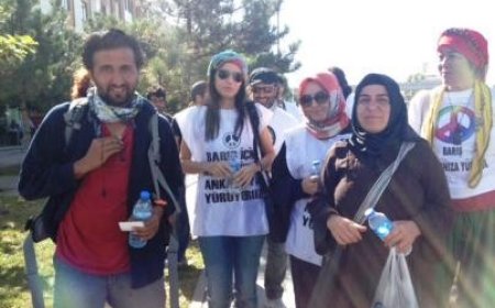 BARIŞ YÜRÜYÜŞÇÜLERİ ANKARA’DA KARŞILANDI