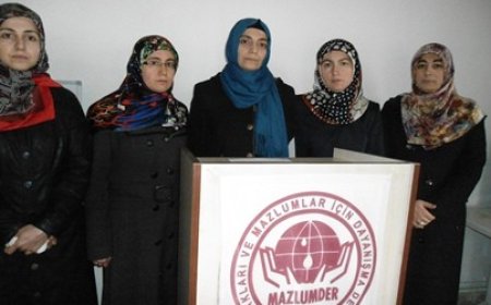 10 Aralık, dünyanın her yerinde İnsan Hakları Evrensel Beyannamesi`nin ilanının yıldönümü münasebetiyle, `İnsan Hakları Günü` o