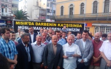 Mısır'da Ölenlere Gıyabi Cenaze Namazı