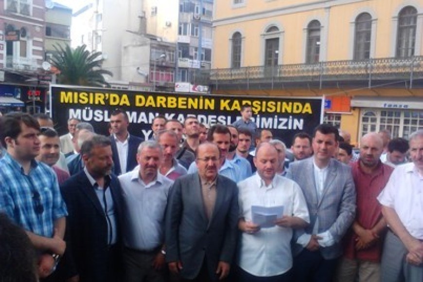 Mısır'da Ölenlere Gıyabi Cenaze Namazı