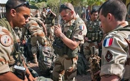 FRANSA'nın ORTA AFRİKA'daki NEO KOLONYAL İŞGALİ KABUL EDİLEMEZ