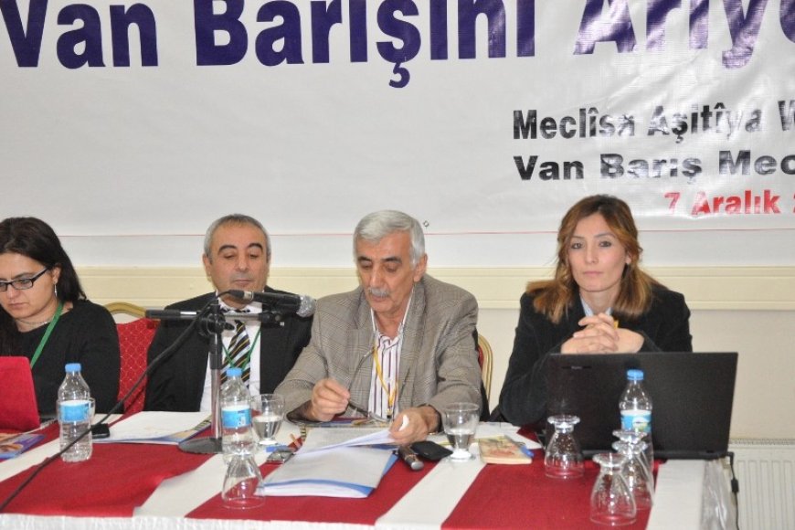 VAN BARIŞINI ARADI ÇALIŞTAYINDA YAPILAN SUNUM