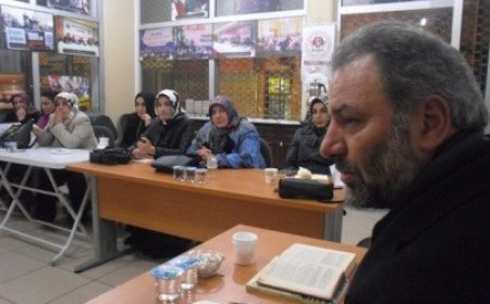 Hak ve Sorumluluk Ekseninde Kur'an Okumaları’nda Hak Savunucusu Aktivistin Dikkat Etmesi Gereken Noktalar Ele Alındı