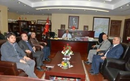 ADANA'DAKİ SURİYELİLER RAPORU ADANA VALİSİNE SUNULDU