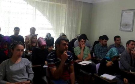 VAN MAZLUMDER İNSAN HAKLARI OKULU DEVAM EDİYOR