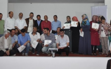 'Adalet ve özgürlük' öğrencilerine sertifika