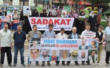 Mavi Marmara Şehitlerini Andık