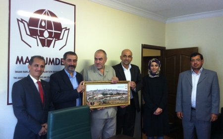 MAZLUMDER Genel Merkezi'ne Türk Arap İlişkileri Merkezi'nden Ziyaret