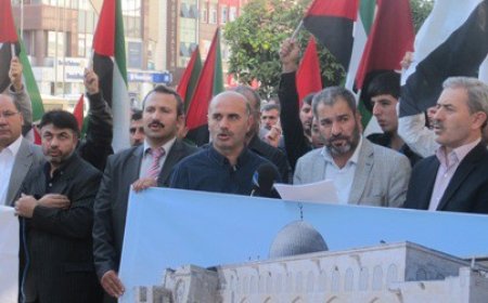 MESCİDİ AKSA ONURUMUZDUR”