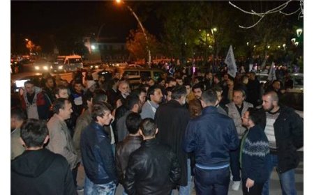 Temel Hak ve Özgürlükler Devletin Güvenlik Paranoyasına Kurban  Edilemez