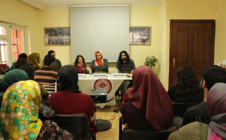 Mazlumder’in düzenlediği “emek meselesi” konulu 'İnsan Hakları Okulu'nda ikinci hafta geride kaldı