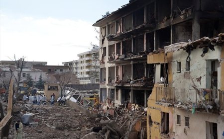 KATLİAMLAR SADECE KAYBETTİRİR