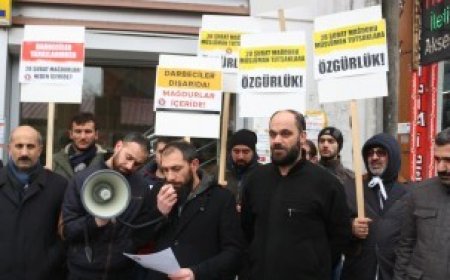 Mazlumder Ağrı Şubesinden 28 Şubat Protestosu