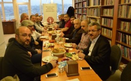 İstanbul Platformu MAZLUMDER Genel Merkezdeki Kahvaltı da biraraya geldi