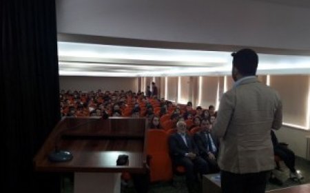 Okullarda İnsan Hakları Semineri - Hukukçu Taner AFŞAR - Hacılar Baki - Ayşe SİMİTÇİOĞLU Anadolu Lisesi