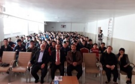 Okullarda İnsan Hakları Seminerleri - Hukukçu Taner AFŞAR - Yahyalı Erkek Anadolu İHL