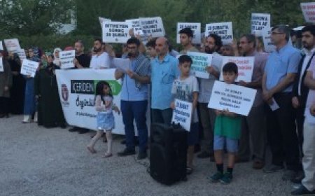 ADANA KÜRKÇÜLER CEZAEVİ ÖNÜNDE 28 ŞUBAT MAHPUSLARI İÇİN BASIN AÇIKLAMASI VE İFTAR YEMEĞİ