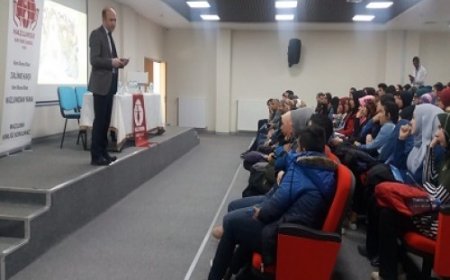 Okullarda İnsan Hakları Semineri - İncesu KAYMEK  Merkezi - Eğitimci Murat SERİM
