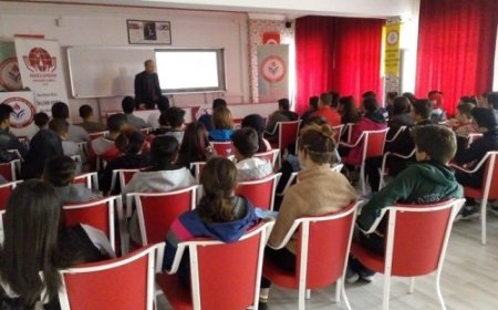 Okullarda İnsan Hakları Semineri - M. Kemal ATATÜRK Mesleki ve Teknik Anadolu Lisesi - Eğitimci Murat SERİM