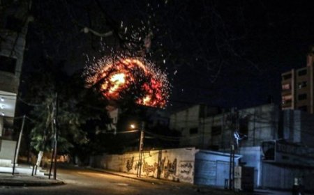 İsrail ordusu Gazze'de AA ve Yardımeli Derneği ofisininin bulunduğu binayı vurdu