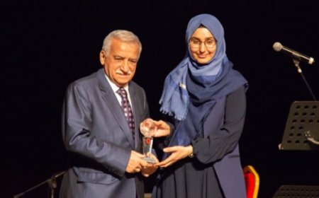 Av. Aydın DURMUŞ GENÇ HUKUKÇU ödülü: Av. Ayşe AKPINAR