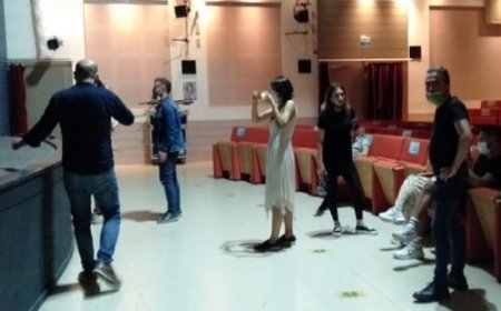 Açık Suç Unsuru Olmadığı Sürece Tiyatro Oyunlarının Gösterimi Yasaklanamaz!