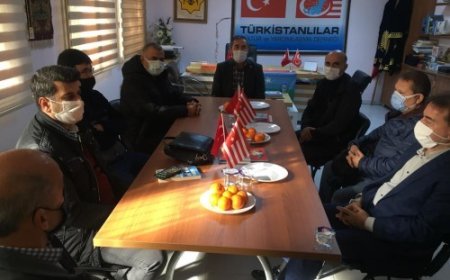 TÜRKİSTANLILAR DERNEĞİ'NE ZİYARET VE BASIN AÇIKLAMASI