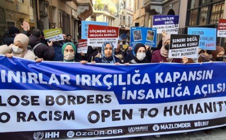 Sınırlar Irkçılığa Kapansın İnsanlığa Açılsın!